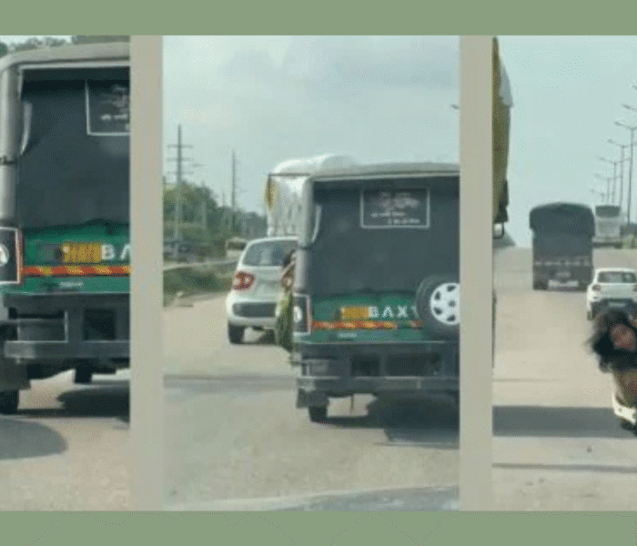 Robbery Attempt in Auto-Rickshaw