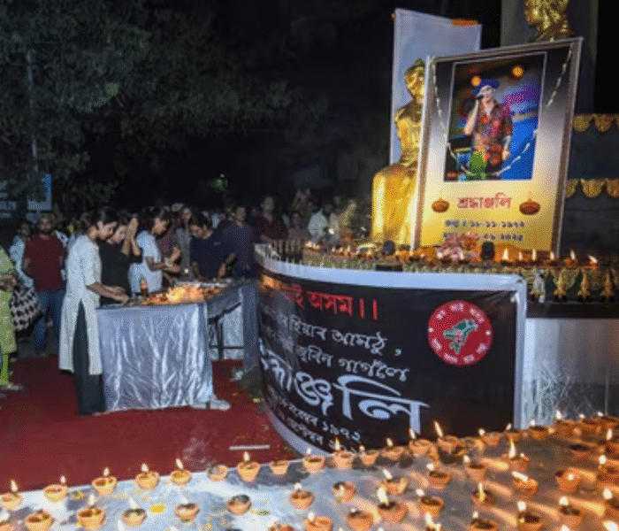 Latest news: Fans of Zubeen Garg break barricades at Guwahati airport as his mortal remains arrive, creating chaos and security challenges.