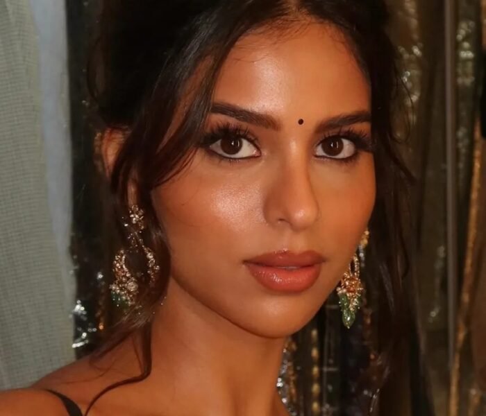 what is blonzing- Suhana Khan showing a radiant sun-kissed glow with soft blonzed makeup.