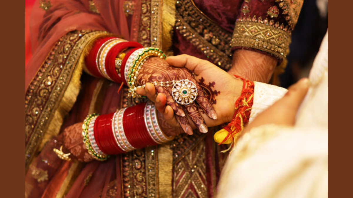 Viral Video Highlights ₹50 Lakh Income Matrimonial App