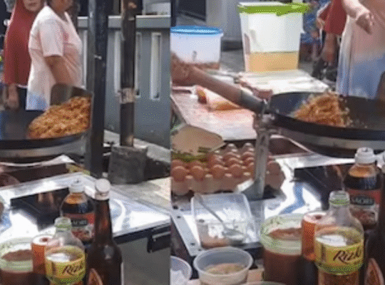 Viral News: Fried Rice Machine Amazes Fans Online