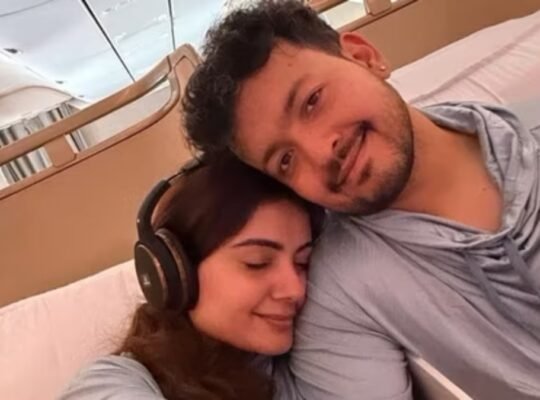 Travel influencer Anunay Sood with girlfriend Shivani Parihar