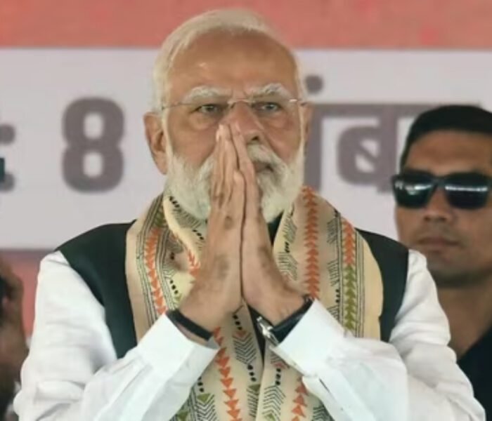 bomb blast in delhi near red fort